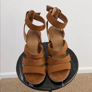 Universal Thread Tan Suede Faux Leather Ankle Strap with Blocked Heel Sandals
